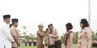 Bupati Safaruddin Lepas 47 Kontingen Pramuka 50 Kota Ikuti Rainas XII di Cibubur