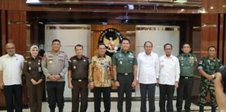 Gubernur Ansar Bahas Rencana Pengembangan Pulau Rempang di Kemenko Polhukam