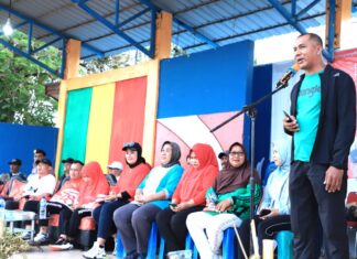 Meriahkan HUT RI Ke-78, Tokoh Pemuda Kelurahan Senayang Gelar Jalan Sehat Berhadiah