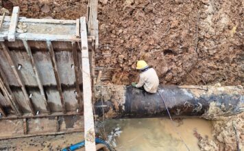 Respons Cepat BU SPAM BP Batam Perbaiki Kebocoran Pipa di Areal Central Sukajadi