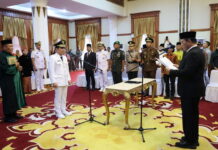 Gubernur Ansar Lantik Ahdi Muqsith Sebagai Wakil Bupati Bintan