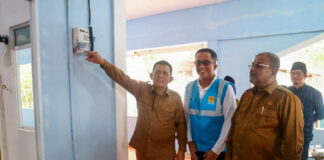 65 Rumah Tangga di Dusun Parit Syukur dan Dusun IV Sawang Laut Kini Nikmati Listrik