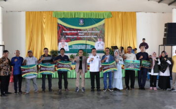 Tingkatkan Ketahanan Pangan, Gubernur Ansar Serahkan Bantuan Pertanian di Batam