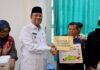 Wabup Karimun Serahkan Bantuan Ekonomi Produktif, Program Baznas dan MUI