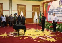 Gubernur Ansar Lantik 9 Anggota BPSK Kota Tanjungpinang Periode 2023-2028