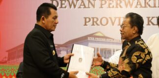 Gubernur Ansar Sampaikan Ranperda RUED 2023-2050