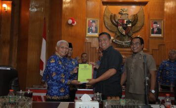 Bupati Asahan Sampaikan Nota Keuangan dan Rancangan Peraturan Daerah Tentang Perubahan APBD Kabupaten Asahan Tahun Anggaran 2023