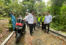 Tinjau Progres Pengerjaan Jalan di Penyengat, Gubernur Ansar Pastikan Selesai Tepat Waktu
