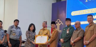 Dukung Program Kekayaan Intelektual 2023, Pemkab 50 Kota Terima Penghargaan dari Kemenkumham RI