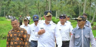 Gubernur Mahyeldi Tinjau Lokasi Rencana Pembangunan Jalan Penghubung Akabiluru-Tilatang Kamang