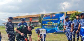 Panglima TNI Tanam Pohon Punaga di Lanud Raden Sadjad Natuna