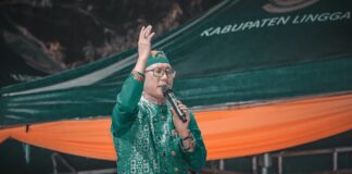 Hadir Memperingati Maulid Nabi Muhammad SAW 1445 Hijriah di Daik-Lingga, Koko Liem Ajak Masyarakat Banyak Bersholawat