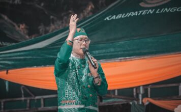 Hadir Memperingati Maulid Nabi Muhammad SAW 1445 Hijriah di Daik-Lingga, Koko Liem Ajak Masyarakat Banyak Bersholawat