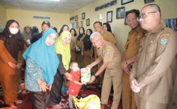 Bupati Asahan Serahkan Bantuan Makanan Tambahan Untuk Anak Stunting