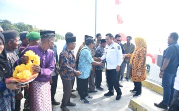 Kunker ke Desa Busung Panjang Lingga Gubernur Ansar Bawakan Sejumlah Program Pembangunan