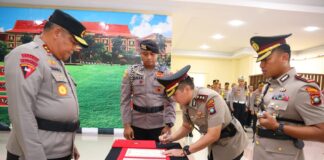 Kapolda Kepri Pimpin Sertijab Kapolres Karimun dan Kapolres Lingga