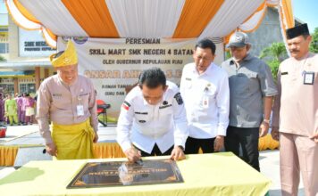 Gubernur Ansar Resmikan Skill Mart di SMKN 4 Batam