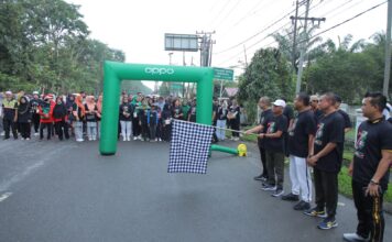 Bupati Lepas Gerak Jalan Santai Meriahkan Hari Ulang Tahun IDI Cabang Asahan Ke 73