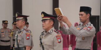 Kapolres Lingga Pimpin Sertijab Kapolsek Senayang
