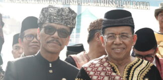 Bupati Safaruddin Bangga, Prof Ganefri Raih Penghargaan Rektor Terbaik Se-Indonesia