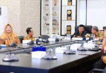 Pj. Wali Kota Tanjungpinang Memantau Harga Komoditas Pangan dan Mengendalikan Inflasi