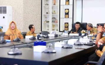 Pj. Wali Kota Tanjungpinang Memantau Harga Komoditas Pangan dan Mengendalikan Inflasi