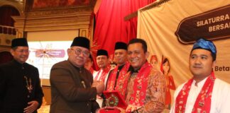 Gubernur Ansar Silaturahmi dengan Warga Betawi Kepulauan Riau