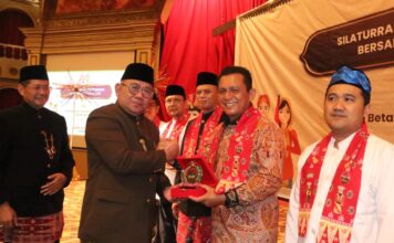 Gubernur Ansar Silaturahmi dengan Warga Betawi Kepulauan Riau