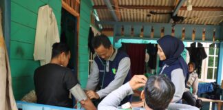 Rakorbin SDM dan PNS Polri 2023, Polres Natuna Gelar Kegiatan Bakti Kesehatan, Bakti Sosial, dan Penanaman Pohon