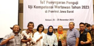 Tiga Penguji UPN Veteran Yogyakarta Ikuti ToT Penyegaran Dewan Pers di Bekasi