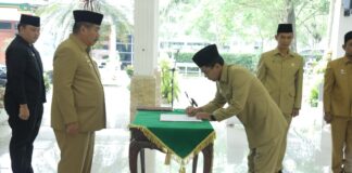 Wakil Bupati Lantik Pejabat Administrator dan Pejabat Pengawas di Lingkungan Pemerintah Kabupaten Asahan