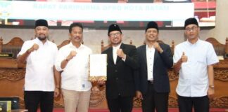 Paripurna DPRD Batam, Badan Anggaran Sampaikan Ranperda APBD Batam 2024 Sebesar Rp 3,5 Triliun