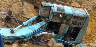 Pipa Saluran Air Patah Tertimpa Ekskavator, Perbaikan Dikebut 24 Jam Nonstop