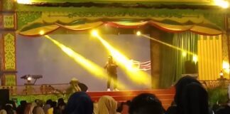 Penyanyi Malaysia, Shidi dari Kumpulan DATA Memukau Pengunjung pada Malam Ramah Tamah Hari Jadi Kabupaten Lingga ke-20