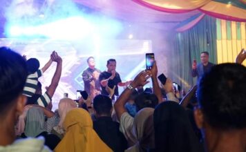 Shidi Kumpulan DATA Sukses Menghibur Warga Lingga