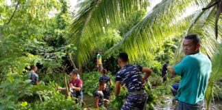 Cegah Banjir, Lanal Ranai Bersama Warga Kelurahan Batu Hitam Gotong Royong