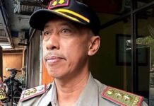 Tegakan Perda, Satpol PP Tanjungpinang Stop Pembangunan Tower BTS di Puspandari