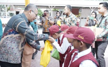 Bupati Asahan Beri 500 Anak Sekolah Dasar Makanan Tambahan Asupan Gizi