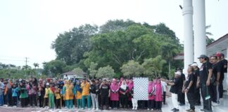 Bupati Asahan Lepas Gerak Jalan Santai Dalam Rangka Hari Guru Nasional dan HUT ke 78 PGRI