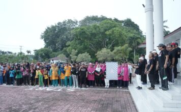 Bupati Asahan Lepas Gerak Jalan Santai Dalam Rangka Hari Guru Nasional dan HUT ke 78 PGRI