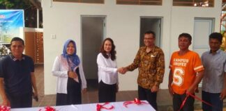 Cen Sui Lan Serahkan Bantuan Sanitasi MCK untuk STT Presbyterian Batam Sekelas Hotel Berbintang