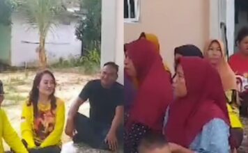 Peduli Merakyat, Cen Sui Lan Serap dan Perjuangkan Aspirasi Masyarakat Sambil Duduk Lesehan