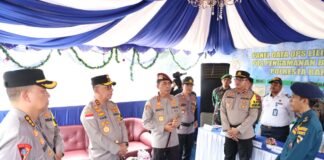 Kabareskrim Polri dan Kapolda Kepri Cek Kesiapan Pos Pam Menjelang Malam Tahun Baru