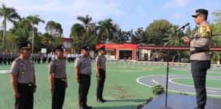 20 Personil Polres Natuna Terima Kenaikan Pangkat Setingkat Lebih Tinggi