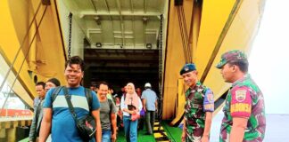 Babinpotdirga Lanud Raden Sadjad Natuna Terus Berikan Pengamanan di Pelabuhan Penagi