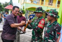 Gubernur Bersama Pj. Walikota dan Forkopimda Gotong Royong Bersihkan Pulau Penyengat