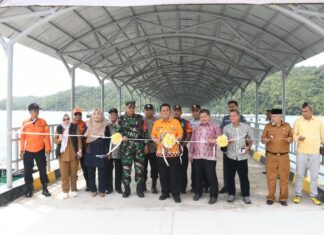 Gubernur Ansar Resmikan Pelabuhan Penumpan Regional Kuala Maras