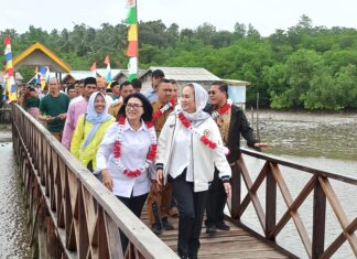 Cen Sui Lan Resmikan Objek Wisata Mangrove Sambok Bestari di Desa Batu Gajah, Natuna
