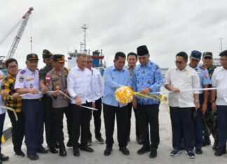 Tingkatkan Pelayanan Transportasi, Gubernur Ansar Resmikan Operasional Pelabuhan Pengumpan Regional Penagi