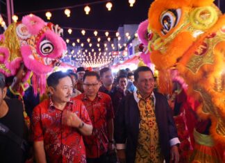 Diresmikan Gubernur Ansar, Warga Tumpah Ruah Kunjungi Bazar Imlek di Kota Tanjungpinang